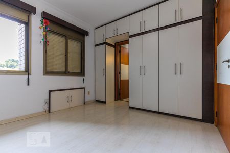Apartamento à venda com 212m², 3 quartos e 3 vagasQuarto da suíte 2