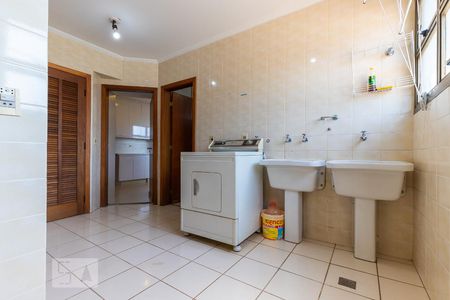 Apartamento à venda com 212m², 3 quartos e 3 vagasÁrea de serviço