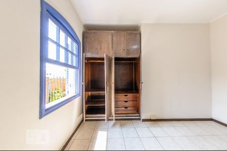Casa para alugar com 160m², 2 quartos e 1 vaga Casa para alugar com 160m², 2 quartos e 1 vagaQuarto 1