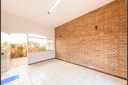 Casa para alugar com 160m², 2 quartos e 1 vaga Casa para alugar com 160m², 2 quartos e 1 vagaGaragem