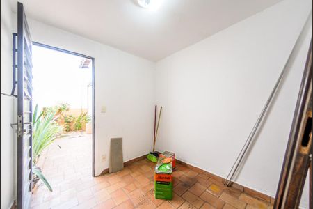Casa para alugar com 160m², 2 quartos e 1 vaga Casa para alugar com 160m², 2 quartos e 1 vagaQuarto de Serviço