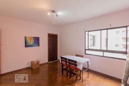 Sala de apartamento para alugar com 2 quartos, 63m² em Jardim Bela Vista, Santo André