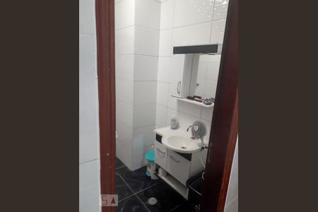 Banheiro de casa à venda com 3 quartos, 192m² em Vila Mesquita, São Paulo