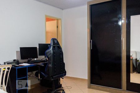 Casa à venda com 120m², 2 quartos e 2 vagasSuíte 2