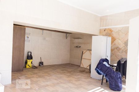 Casa à venda com 120m², 2 quartos e 2 vagasGaragem