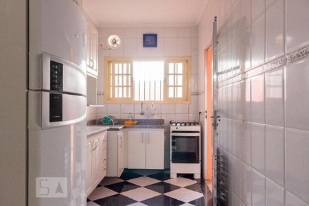 Casa à venda com 120m², 2 quartos e 2 vagasCozinha