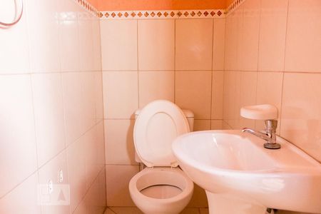 Casa à venda com 120m², 2 quartos e 2 vagasBanheiro