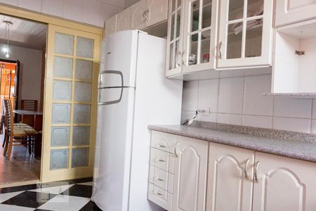 Casa à venda com 120m², 2 quartos e 2 vagasCozinha