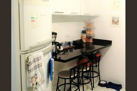 Cozinha de apartamento para alugar com 3 quartos, 80m² em Jardim da Saúde, São Paulo