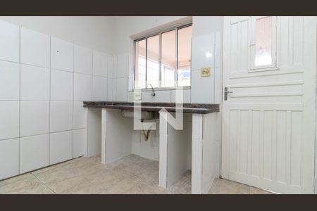 Cozinha de casa para alugar com 1 quarto, 75m² em Vila Buenos Aires, São Paulo