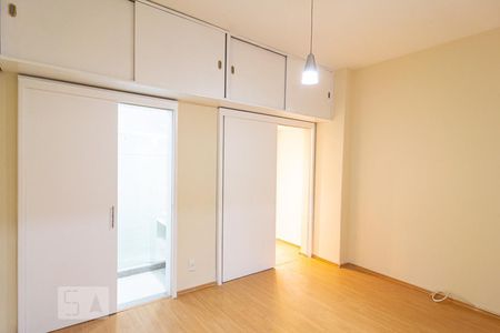 Suite 1 de apartamento à venda com 3 quartos, 140m² em Icaraí, Niterói