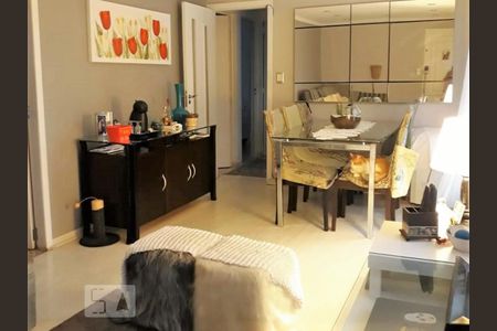 Sala de apartamento para alugar com 3 quartos, 70m² em Vila Moraes, São Paulo