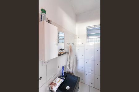 Casa à venda com 118m², 2 quartos e 2 vagas Casa à venda com 118m², 2 quartos e 2 vagasBanheiro