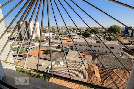 Sala - Vista de apartamento para alugar com 2 quartos, 115m² em Setor Central, Goiânia