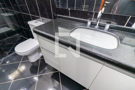 Casa à venda com 291m², 3 quartos e 3 vagasBanheiro