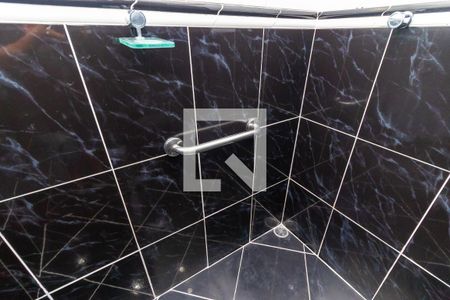 Casa à venda com 291m², 3 quartos e 3 vagasDetalhe do banheiro