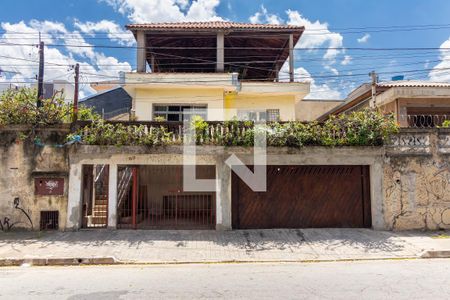 Casa à venda com 291m², 3 quartos e 3 vagasFachada