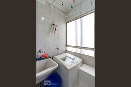 Apartamento à venda com 75m², 2 quartos e 1 vaga Apartamento à venda com 75m², 2 quartos e 1 vagaÁrea de Serviço