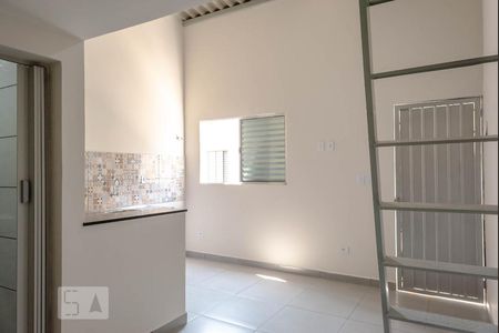 Sala de kitnet/studio para alugar com 1 quarto, 35m² em Quarta Parada, São Paulo