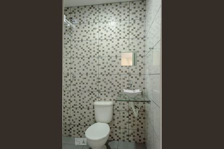 Studio para alugar com 35m², 1 quarto e sem vaga Studio para alugar com 35m², 1 quarto e sem vagaBanheiro