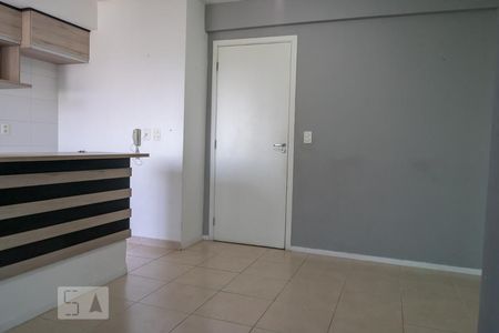Sala de apartamento para alugar com 2 quartos, 50m² em Inhaúma, Rio de Janeiro