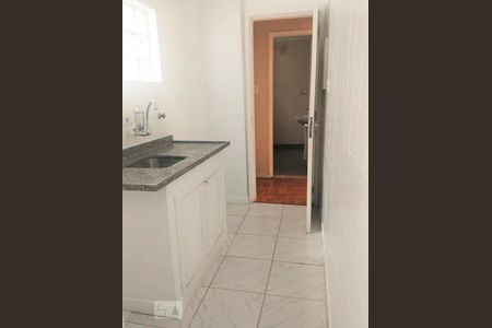 Cozinha de apartamento para alugar com 1 quarto, 45m² em Paraíso, São Paulo