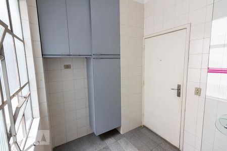 Apartamento para alugar com 160m², 3 quartos e 1 vagaÁrea de Serviço