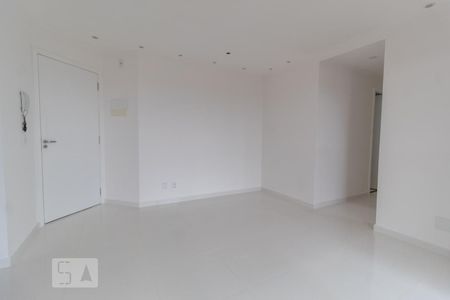 Sala de apartamento para alugar com 2 quartos, 52m² em Jardim Roberto, Osasco