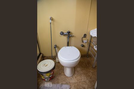 Apartamento à venda com 246m², 4 quartos e 2 vagasBanheiro Social