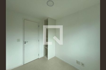 Quarto de apartamento para alugar com 2 quartos, 60m² em Jacarepaguá, Rio de Janeiro