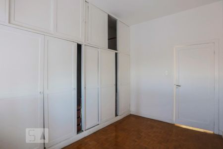 Apartamento para alugar com 68m², 1 quarto e sem vaga Apartamento para alugar com 68m², 1 quarto e sem vagaQuarto Armário