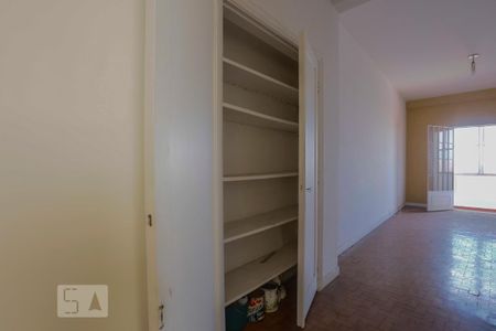 Armário da Sala de apartamento para alugar com 1 quarto, 68m² em Liberdade, São Paulo