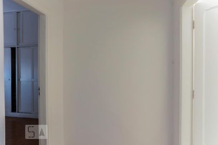 Corredor de apartamento para alugar com 1 quarto, 68m² em Liberdade, São Paulo