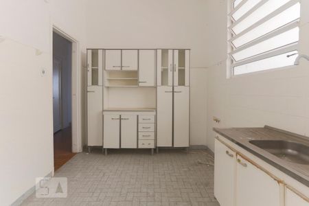 Apartamento para alugar com 68m², 1 quarto e sem vaga Apartamento para alugar com 68m², 1 quarto e sem vagaCozinha - Armários