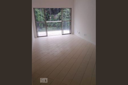 Apartamento à venda com 75m², 2 quartos e 1 vaga