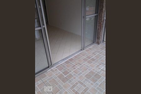 Apartamento à venda com 75m², 2 quartos e 1 vaga