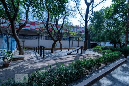 Apartamento para alugar com 55m², 2 quartos e 1 vaga Apartamento para alugar com 55m², 2 quartos e 1 vagaÁrea Comum - Playground