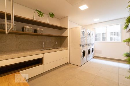Studio para alugar com 27m², 1 quarto e 1 vaga Studio para alugar com 27m², 1 quarto e 1 vagaLavanderia