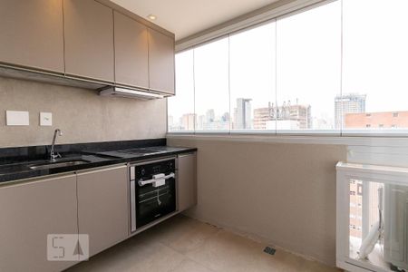Cozinha de kitnet/studio para alugar com 1 quarto, 27m² em Jardim Paulistano, São Paulo
