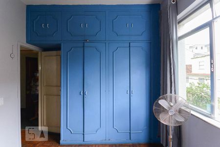 Apartamento à venda com 400m², 4 quartos e 3 vagasQuarto 3 terceiro andar