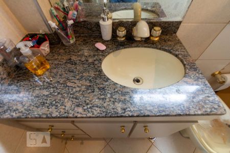 Apartamento à venda com 70m², 2 quartos e 1 vagaDetalhe Banheiro Social