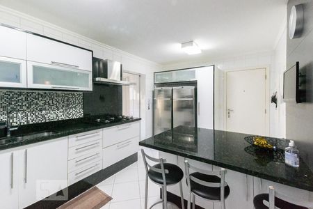 Apartamento à venda com 143m², 3 quartos e 3 vagasCozinha