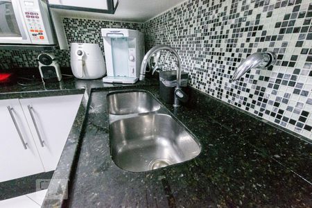 Apartamento à venda com 143m², 3 quartos e 3 vagasCozinha - Torneira