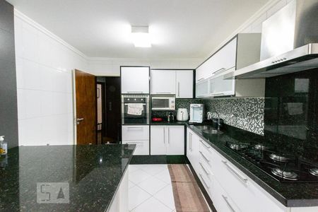 Apartamento à venda com 143m², 3 quartos e 3 vagasCozinha