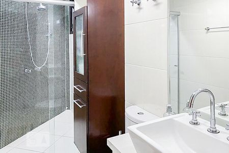 Apartamento à venda com 143m², 3 quartos e 3 vagasBanheiro do Quarto 3