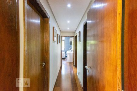 Apartamento à venda com 143m², 3 quartos e 3 vagasCorredor