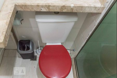 Apartamento à venda com 48m², 2 quartos e sem vaga Apartamento à venda com 48m², 2 quartos e sem vagaBanheiro