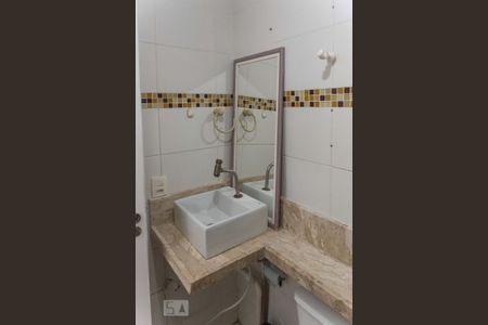 Apartamento à venda com 48m², 2 quartos e sem vaga Apartamento à venda com 48m², 2 quartos e sem vagaBanheiro