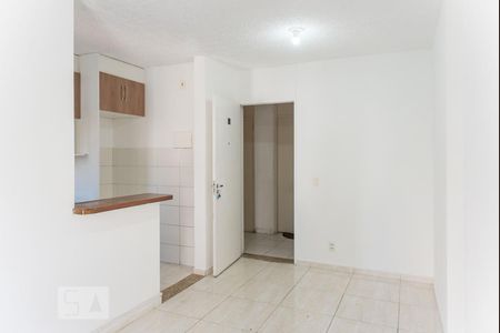 Sala  de apartamento à venda com 2 quartos, 48m² em São Cristóvão, Rio de Janeiro