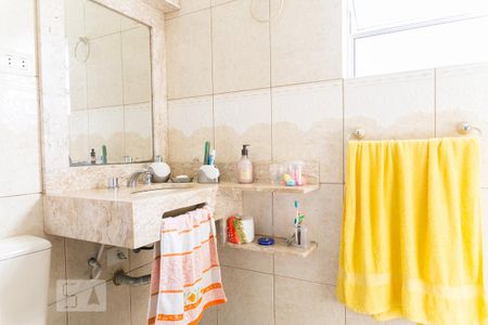 Casa à venda com 135m², 2 quartos e 1 vaga Casa à venda com 135m², 2 quartos e 1 vagaBanheiro